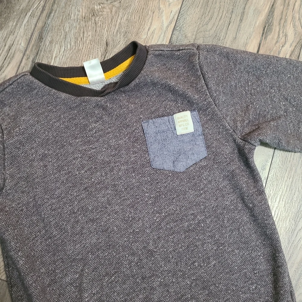 2 Crewneck Sweater Sweatshirts